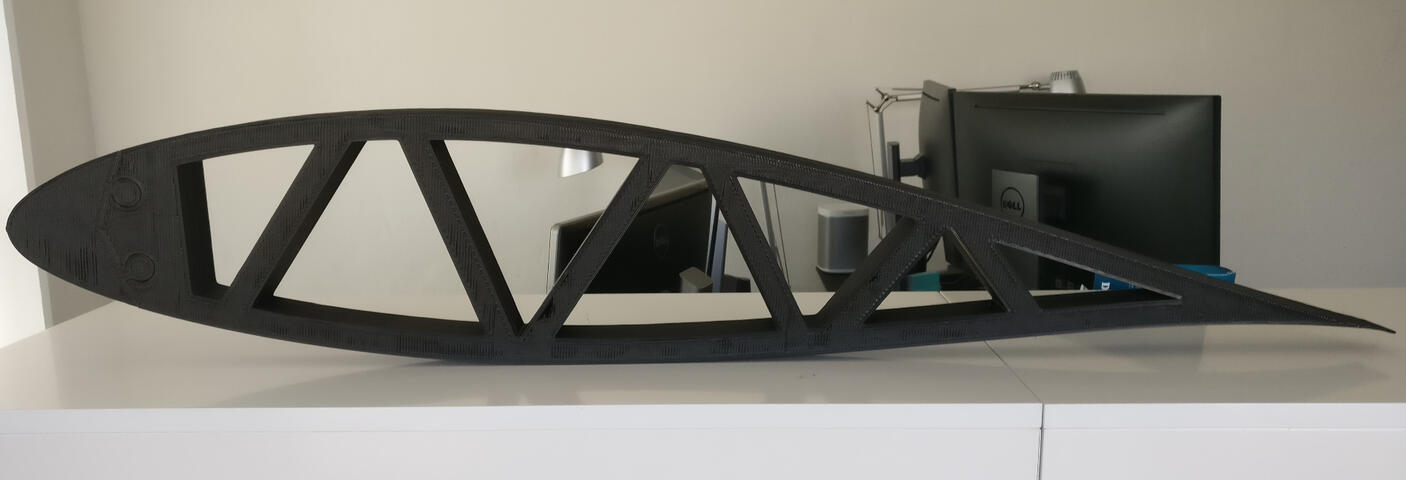 Wind turbine blade cross-section